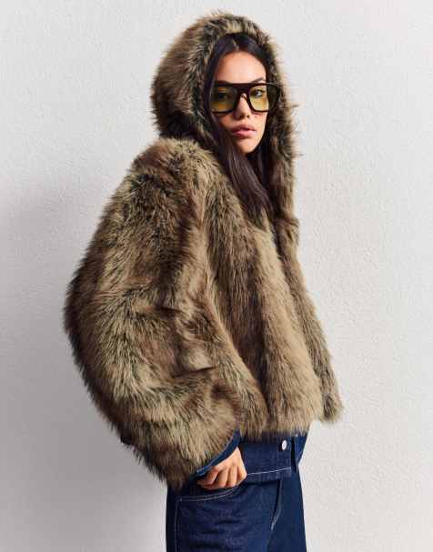 Bershka Hooded faux fur jacket in brown - view 1