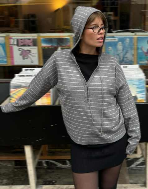 Bershka Hooded jumper in gre - view 1