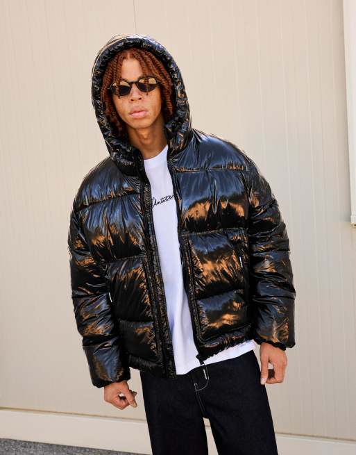 Bershka – Pufferjacke mit Kapuze in Schwarz