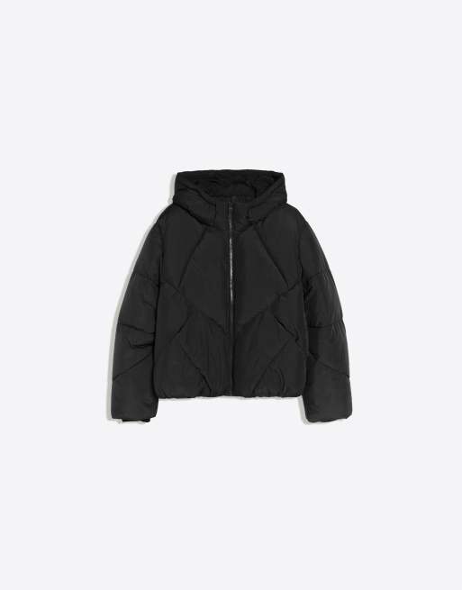 Bershka Hooded puffer jacket in black, 5 of 5