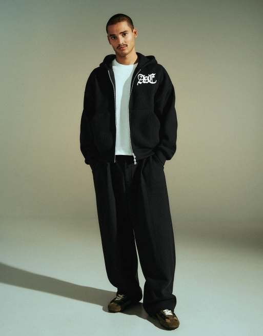 Bershka hoodie i svart med broderi och våffelstickning, 4 av 6