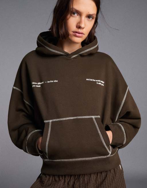 Bershka hoodie met print in bruin, 2 van 5
