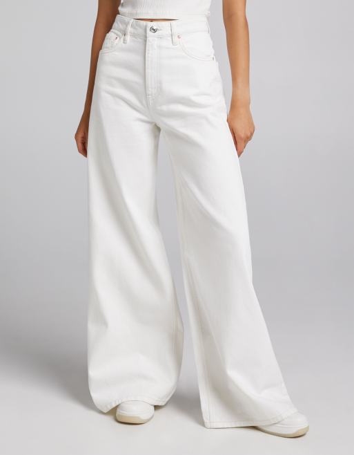 Bershka – Hose in Ecru mit weitem Bein und Kontrastnaht