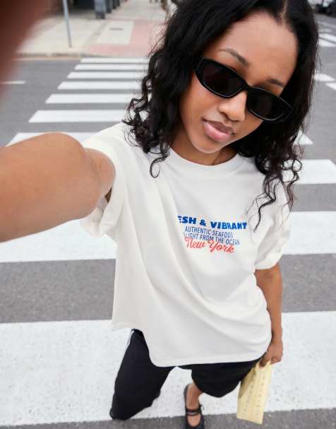 Bershka - Hvid, oversized og kortærmet T-shirt med print - view 1