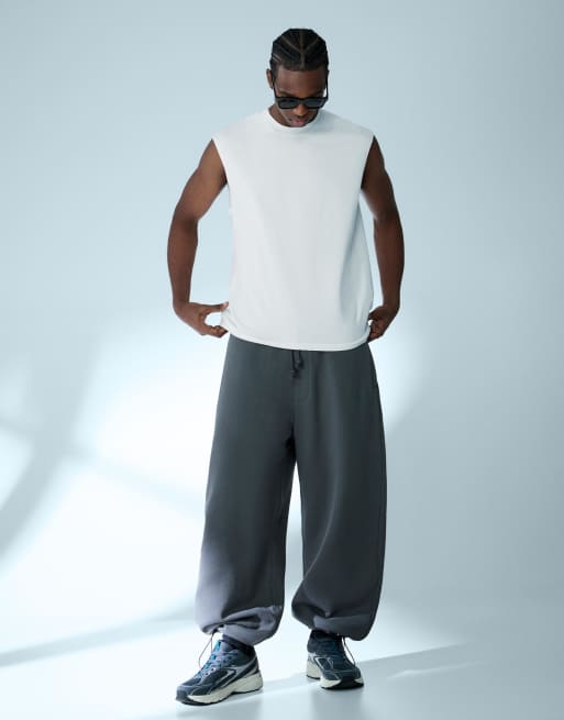 Bershka - Hvid ærmeløs basis-t-shirt, 3 af 4