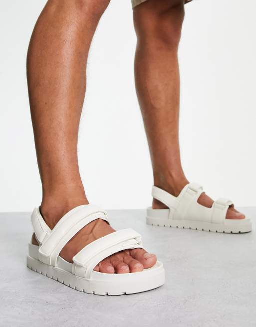 Bershka - Hvide sandaler med stropper