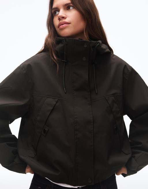 Bershka – Jacke aus Funktionsmaterial in Schwarz mit wasserabweisender und winterfester Kapuze, 2 von 4
