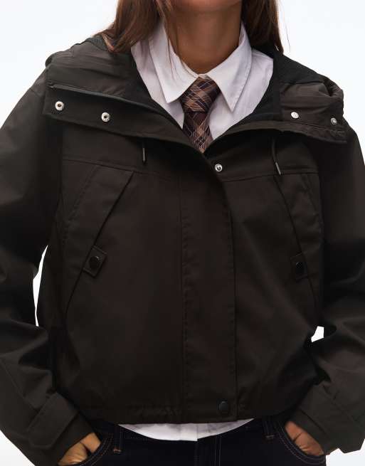 Bershka – Jacke aus Funktionsmaterial in Schwarz mit wasserabweisender und winterfester Kapuze, 3 von 4
