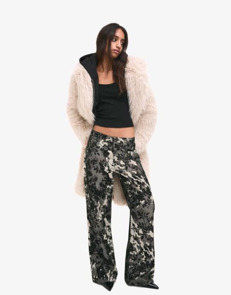 Bershka Jacquard print baggy jeans in black - view 1