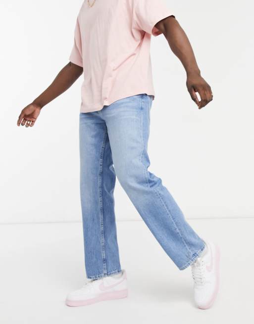 Bershka – Jasnoniebieskie dopasowane jeansy w stylu lat 90.