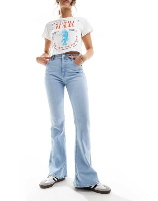 Bershka – Jasnoniebieskie dzwony jeansowe z wysokim stanem, 4 z 5