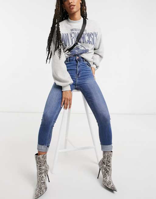 jean bleu taille haute bershka