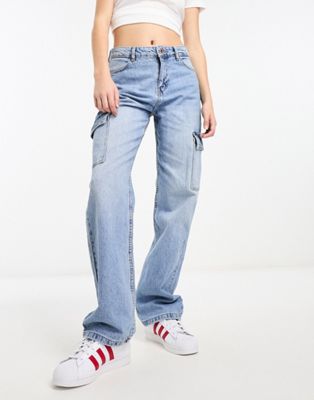 Bershka cargo jeans in mid blue wash - ASOS Price Checker