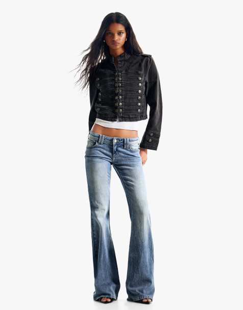 Bershka - Jean évasé à taille basse et broderies - Bleu clair - view 1