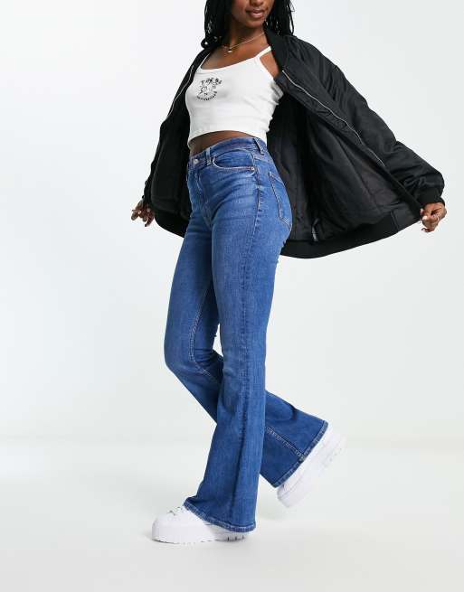 Bershka Jean vas taille haute Bleu moyen