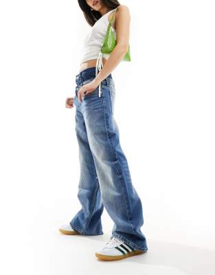 Gonna slim mini in denim con lavaggio medio-FRACOMINA