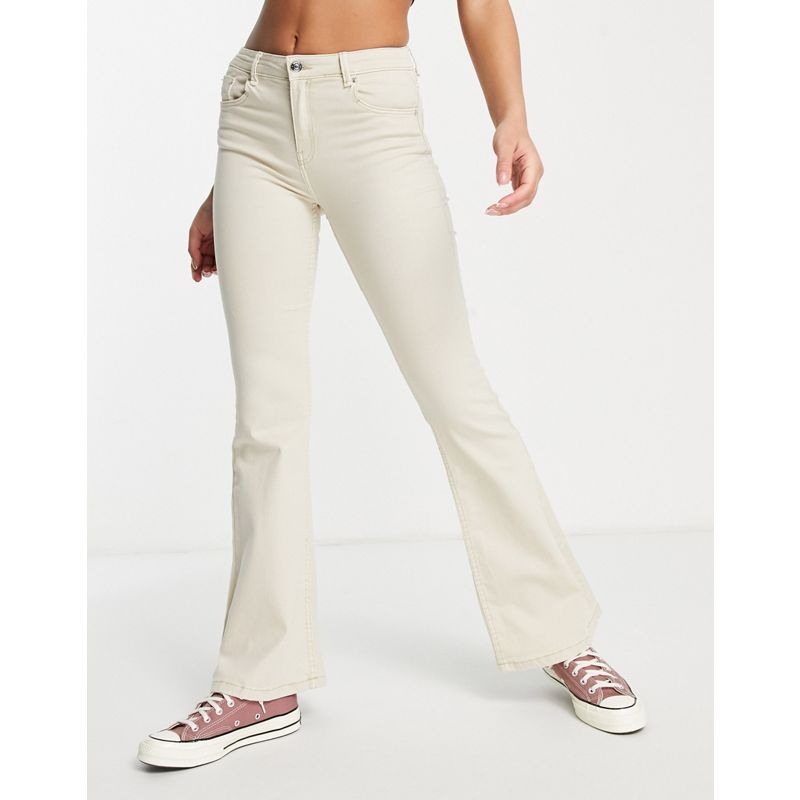 Jeans Donna Bershka - Jeans a zampa color écru