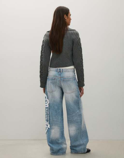 Bershka jeans baggy slavati a vita alta con toppa blu, 3 di 5