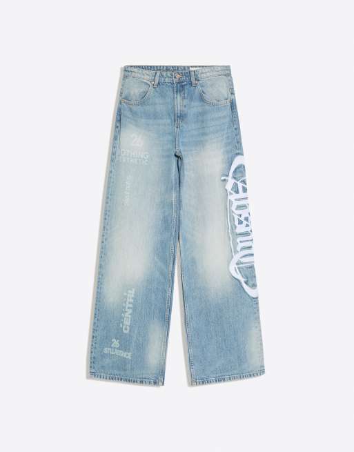 Bershka jeans baggy slavati a vita alta con toppa blu, 5 di 5