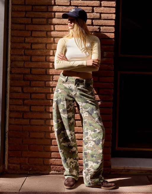Bershka jeans barrel a vita bassa marroni, 2 di 5