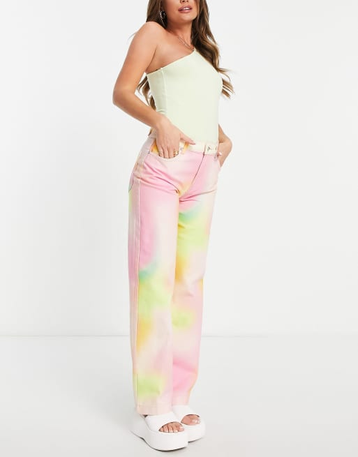 Bershka - Jeans dritti multicolore con stampa tie-dye digitale sfumata