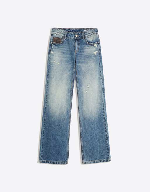 Bershka jeans med lädereffekt-detaljer i denimblått, 5 av 5