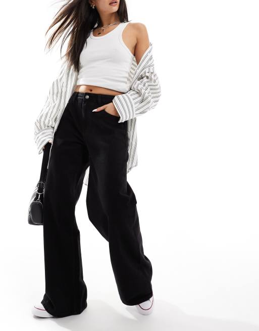 Bershka - Jeans met hoge taille en wijde pijpen in zwart