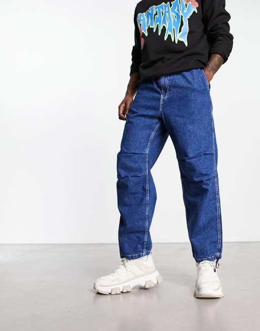 Bershka - Jeans met parachute pasvorm in donkerblauw