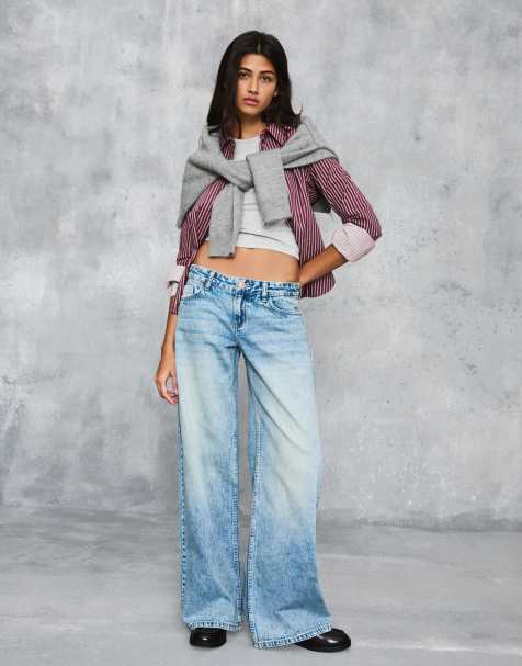 Bershka - Jeans met wijde pijpen en lage taille in blauw - view 1