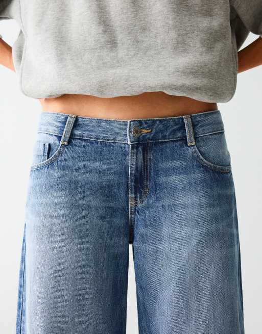 Bershka jeans wide leg a vita bassa blu medio, 2 di 5