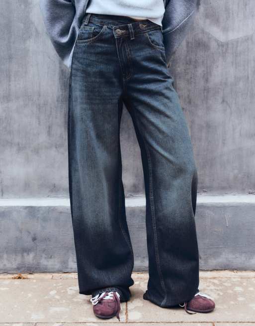 Bershka jeans wide leg con vita incrociata in denim blu, 2 di 6