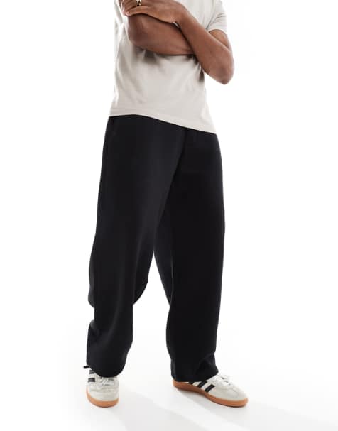 Bershka - Joggingbroek met ballonpasvorm in zwart - view 1