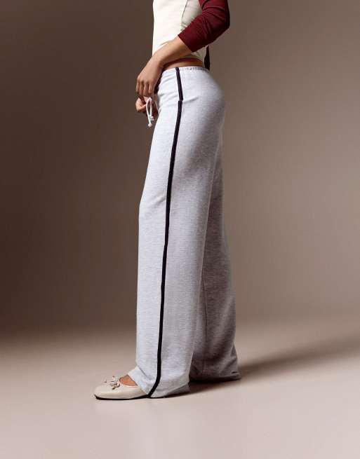 Bershka joggingbroek met contrasterende zijstreep in lichtgrijs, 4 van 5