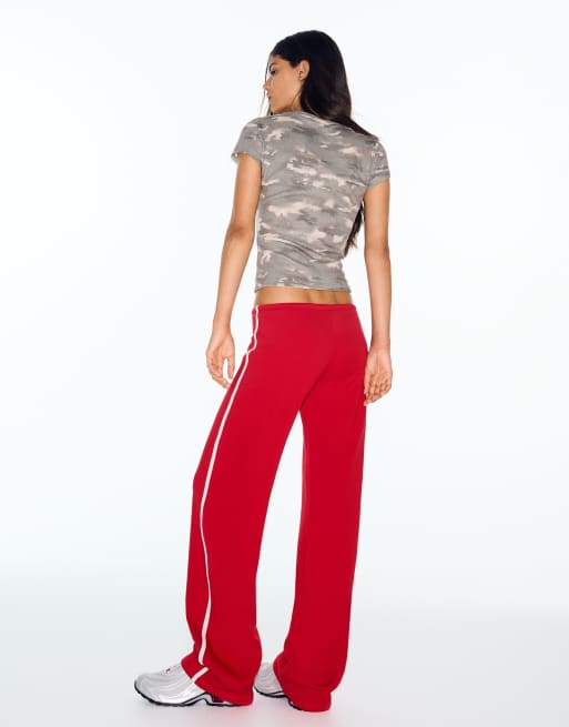 Bershka joggingbroek met contrasterende zijstreep in rood, 3 van 5
