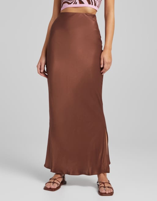 Bershka - Jupe mi-longue en satin - Chocolat