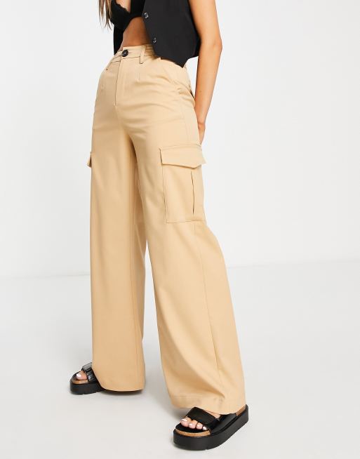 Bershka – Kamelfärgade, slouchy cargobyxor med vida ben