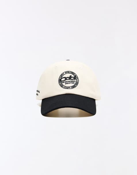 Bershka – Kappe in Ecru mit Stickerei - view 1