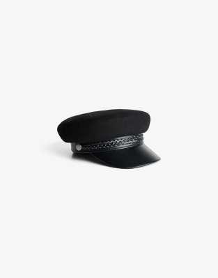 Bershka - Kappe in Schwarz mit Filzstruktur