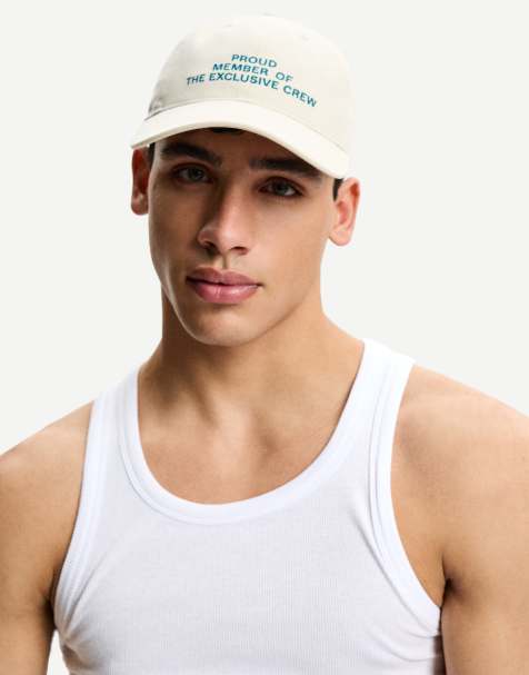 Bershka – Kappe in Weiß mit Stickerei - view 1
