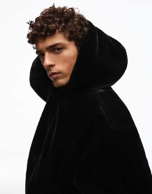 Bershka Kapuzenjacke aus Borg in Schwarz, 4 von 5