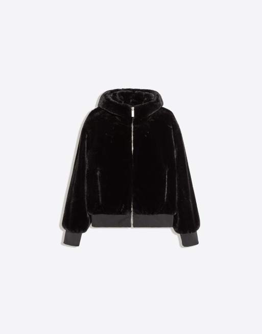 Bershka Kapuzenjacke aus Borg in Schwarz, 5 von 5