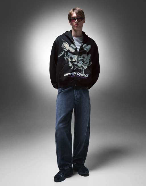 Bershka – Kapuzenjacke in Schwarz mit Reißverschluss und Print, 2 von 3