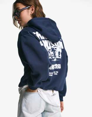 Bershka - Kapuzenpullover in Blau mit Peanuts-Design-Marineblau