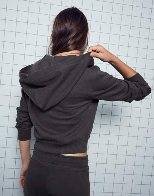 Bershka Kapuzenpullover mit Patch in Dunkelgrau, 3 von 5