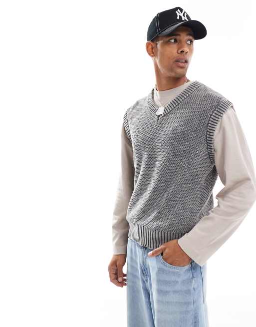 Bershka – Kastiger Strickpullunder in verwaschenem Grau 