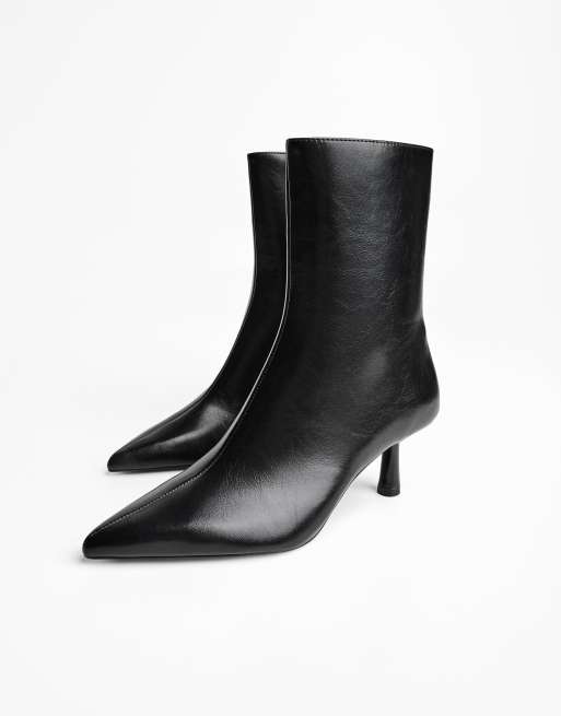 Bershka Kitten heel ankle boots in black