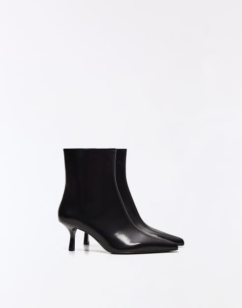 Bershka Kitten heel ankle boots in black - view 1