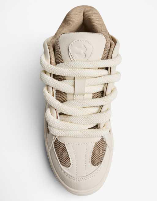 Bershka – Klobige Skater-Sneaker in Weiß, 4 von 4