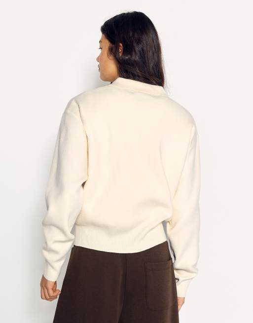 Bershka knappstängd boxig tröja med pikékrage i naturvit, 3 av 5