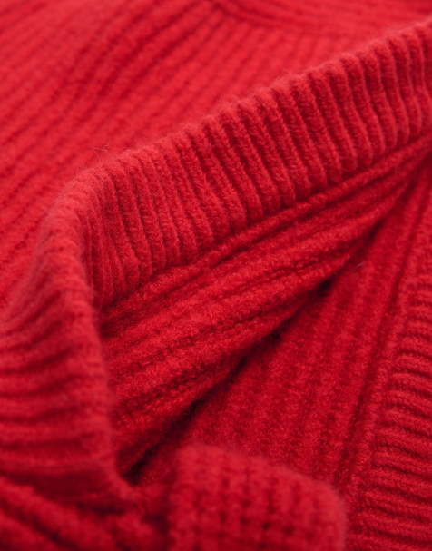 Bershka Knit hood in red - view 1
